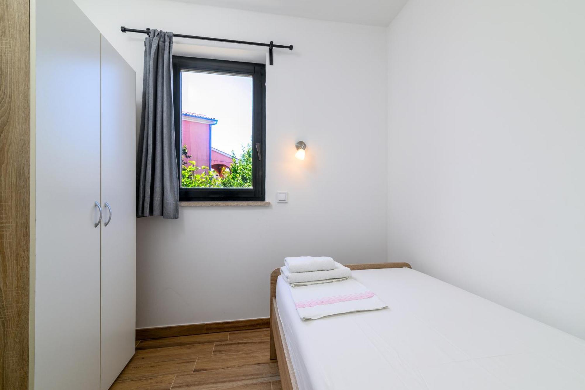 Apartments With A Parking Space Premantura, Medulin - 2228 Rum bild